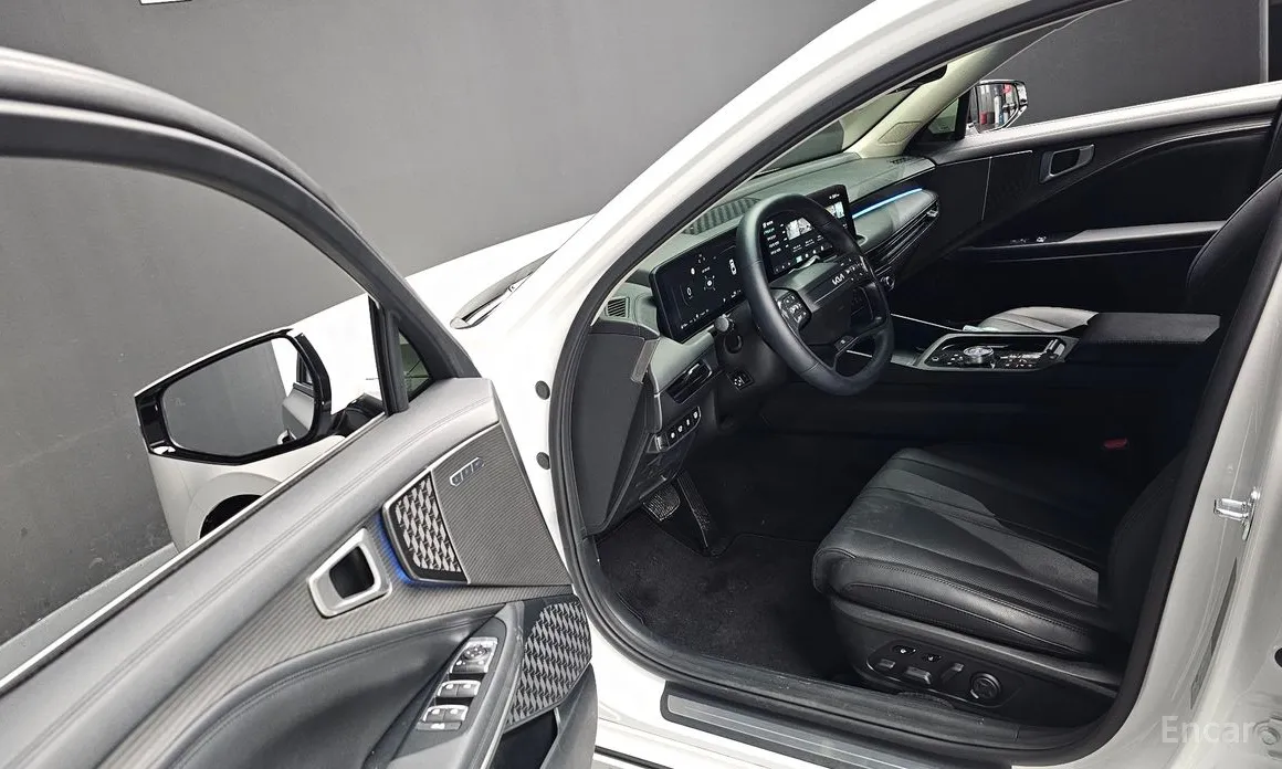 Фото 10 - Kia K8