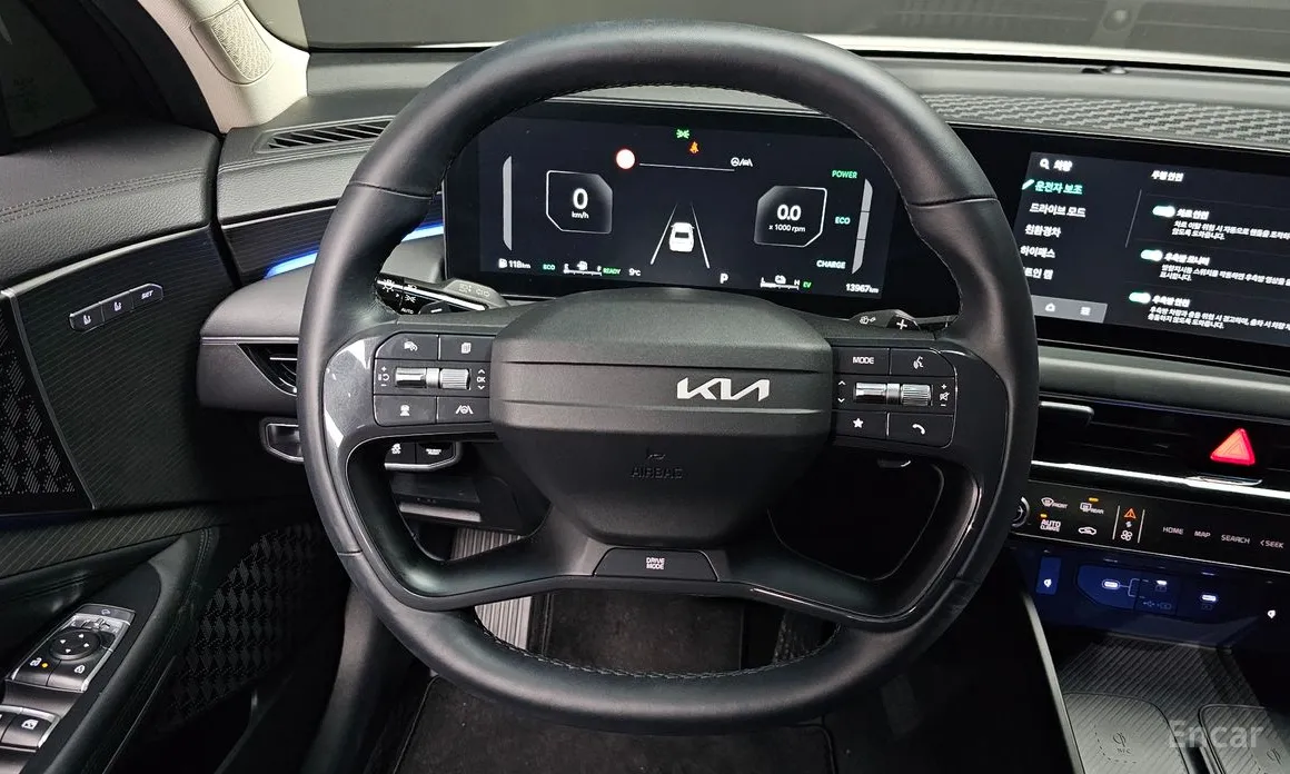 Фото 13 - Kia K8