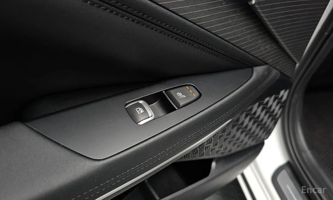 Фото 19 - Kia K8