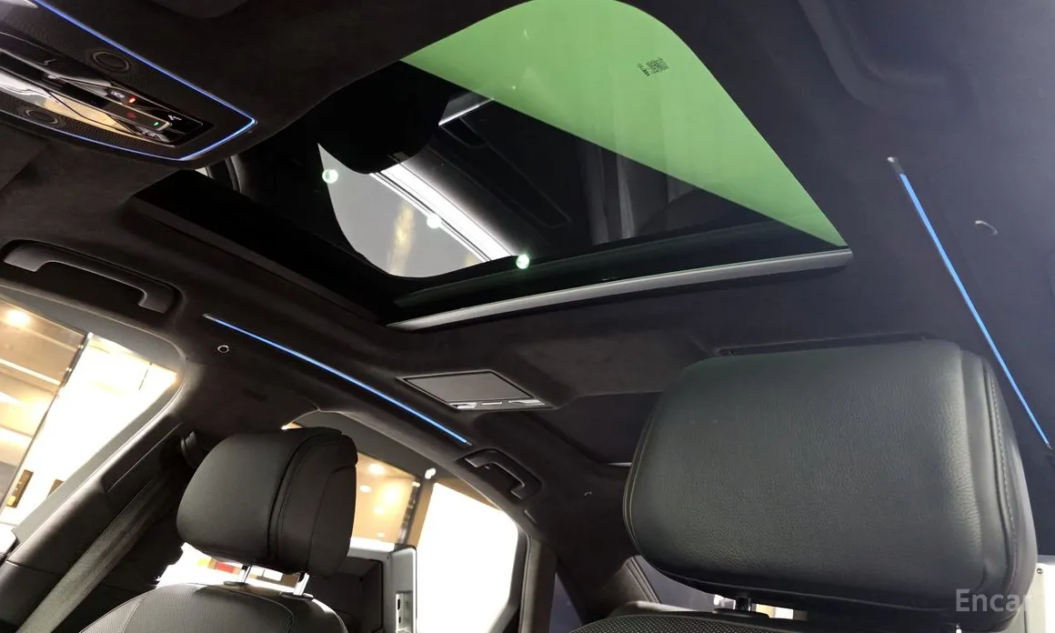 Фото 18 - Audi A8