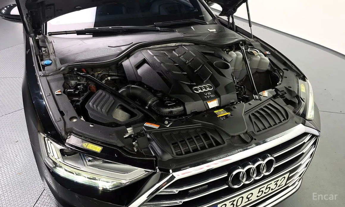 Фото 6 - Audi A8