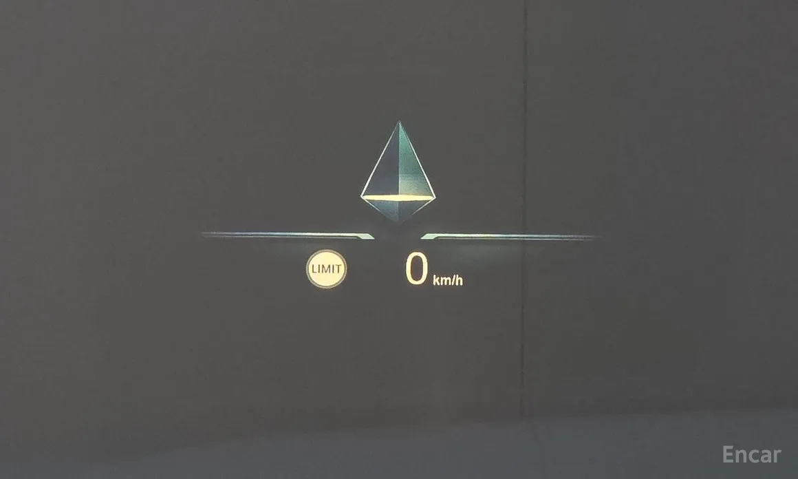 Фото 18 - BMW i4