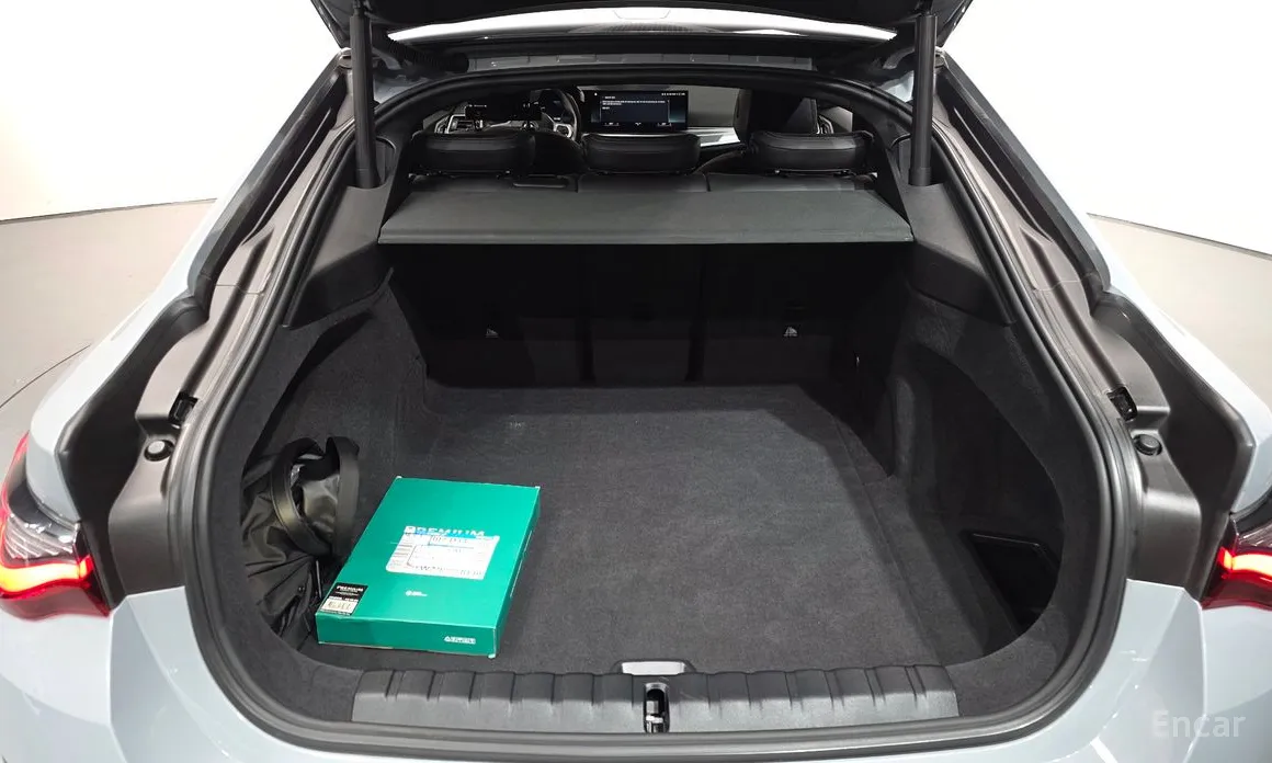 Фото 20 - BMW i4