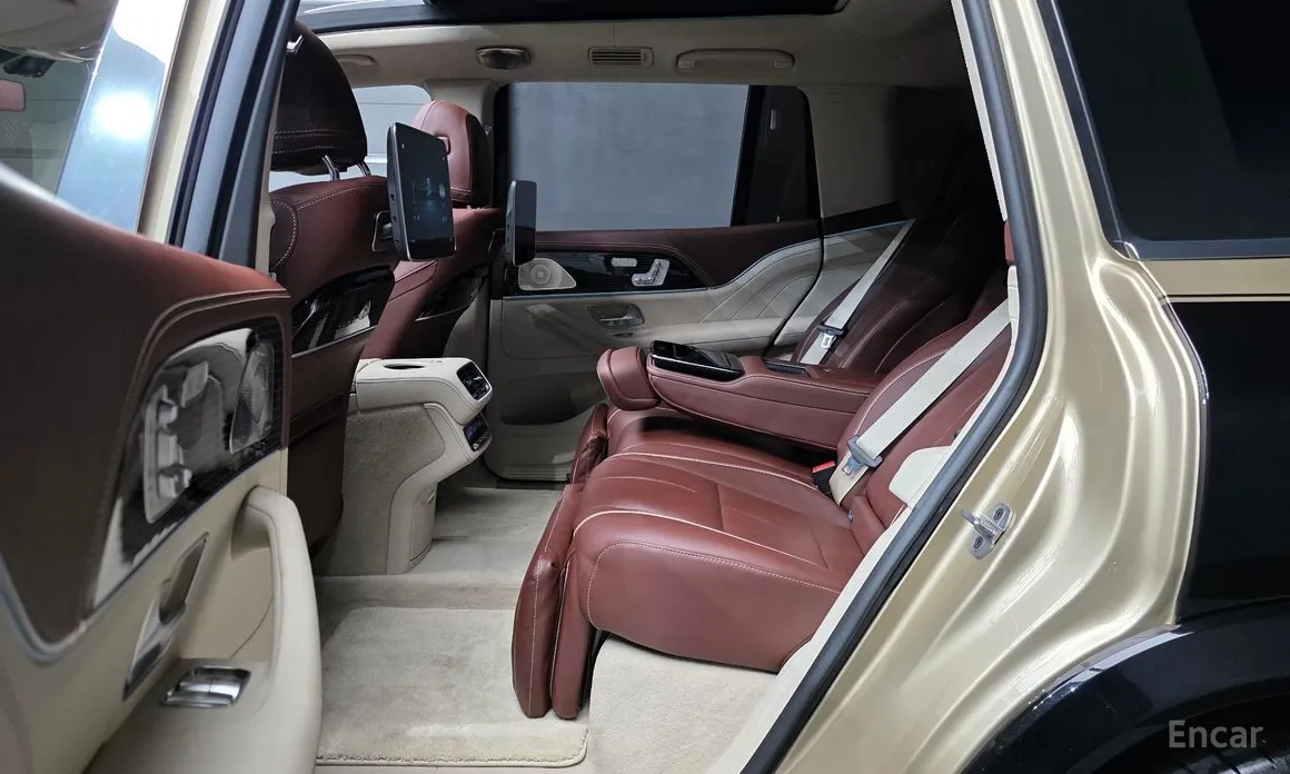 صورة 12 - Mercedes-Benz GLS-Class