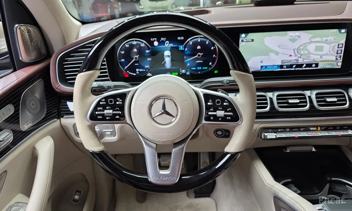 صورة 13 - Mercedes-Benz GLS-Class