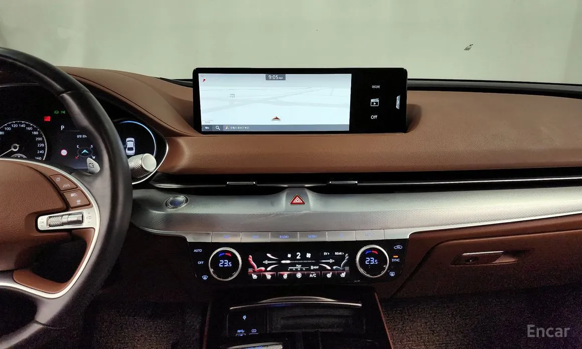 Фото 14 - Genesis G80