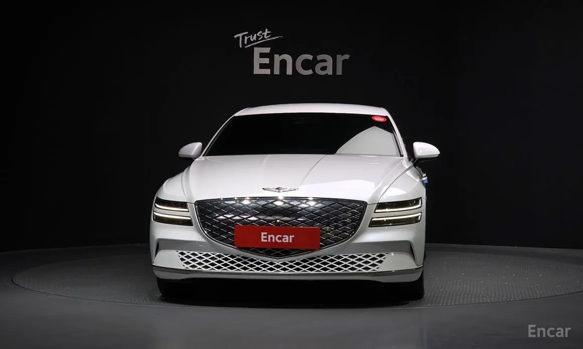 Фото 3 - Genesis G80