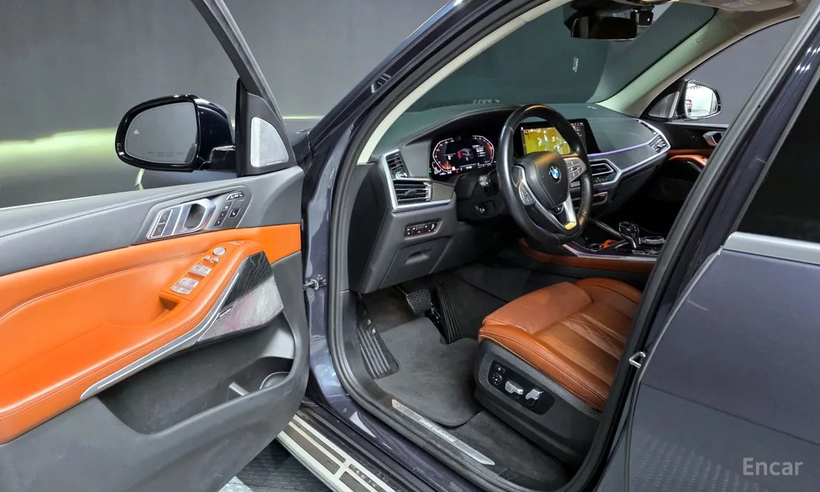 Фото 10 - BMW X7