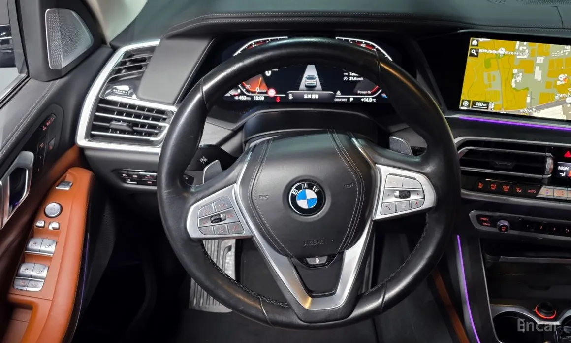 Фото 13 - BMW X7