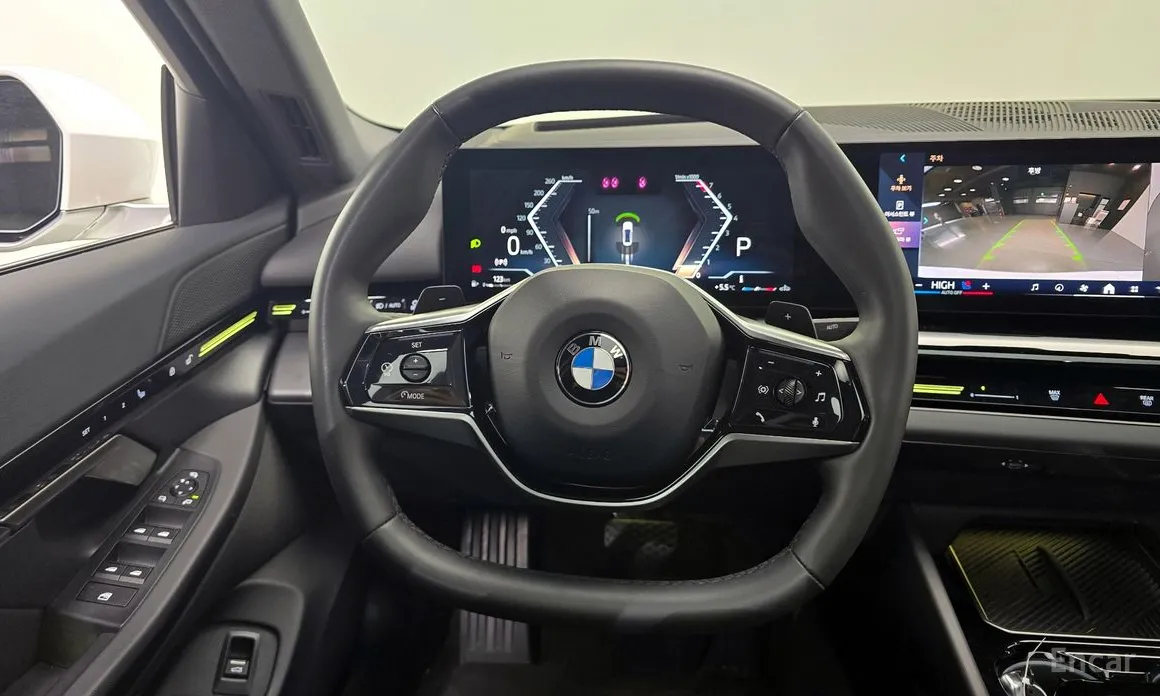 Фото 14 - BMW 5 Series