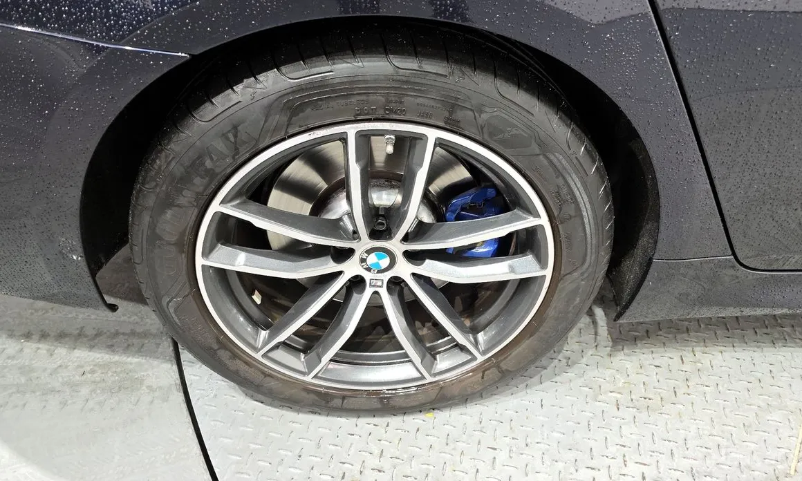 Фото 5 - BMW 5 Series