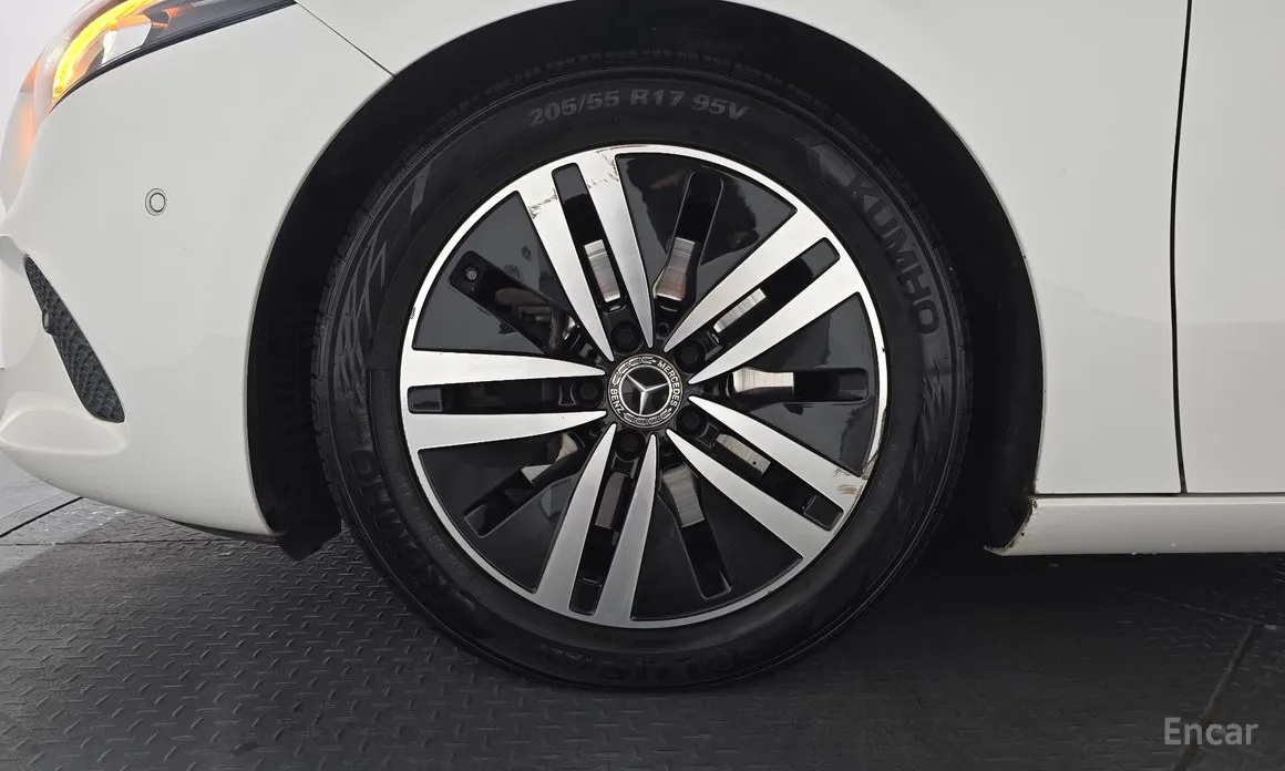 Фото 5 - Mercedes-Benz A-Class