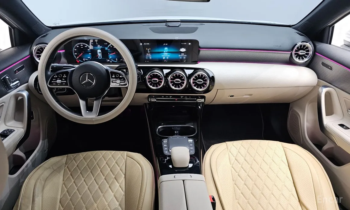 Фото 7 - Mercedes-Benz A-Class