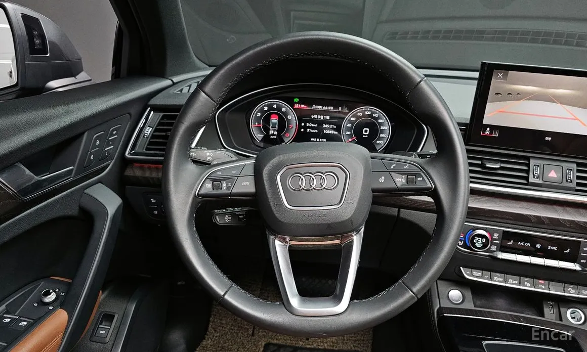 Фото 13 - Audi Q5