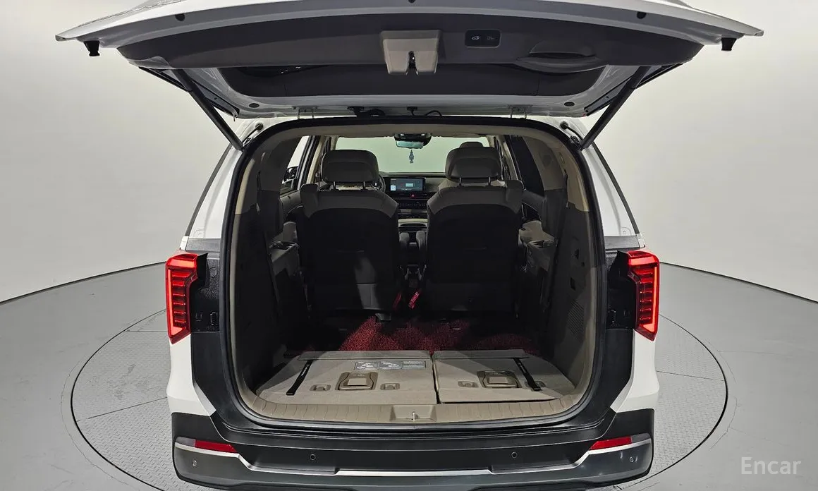 Фото 20 - Kia Carnival