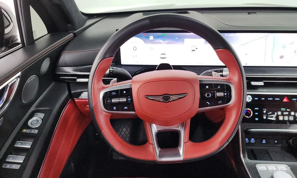 Фото 13 - Genesis GV80