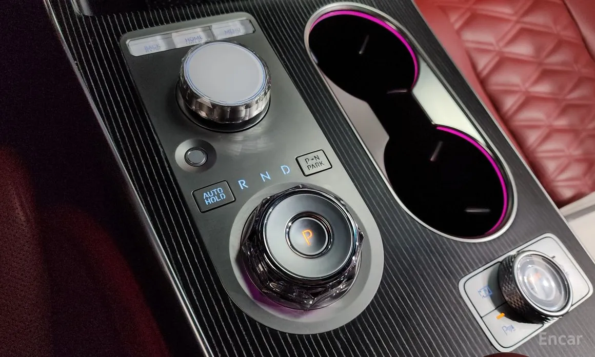 Фото 9 - Genesis GV80