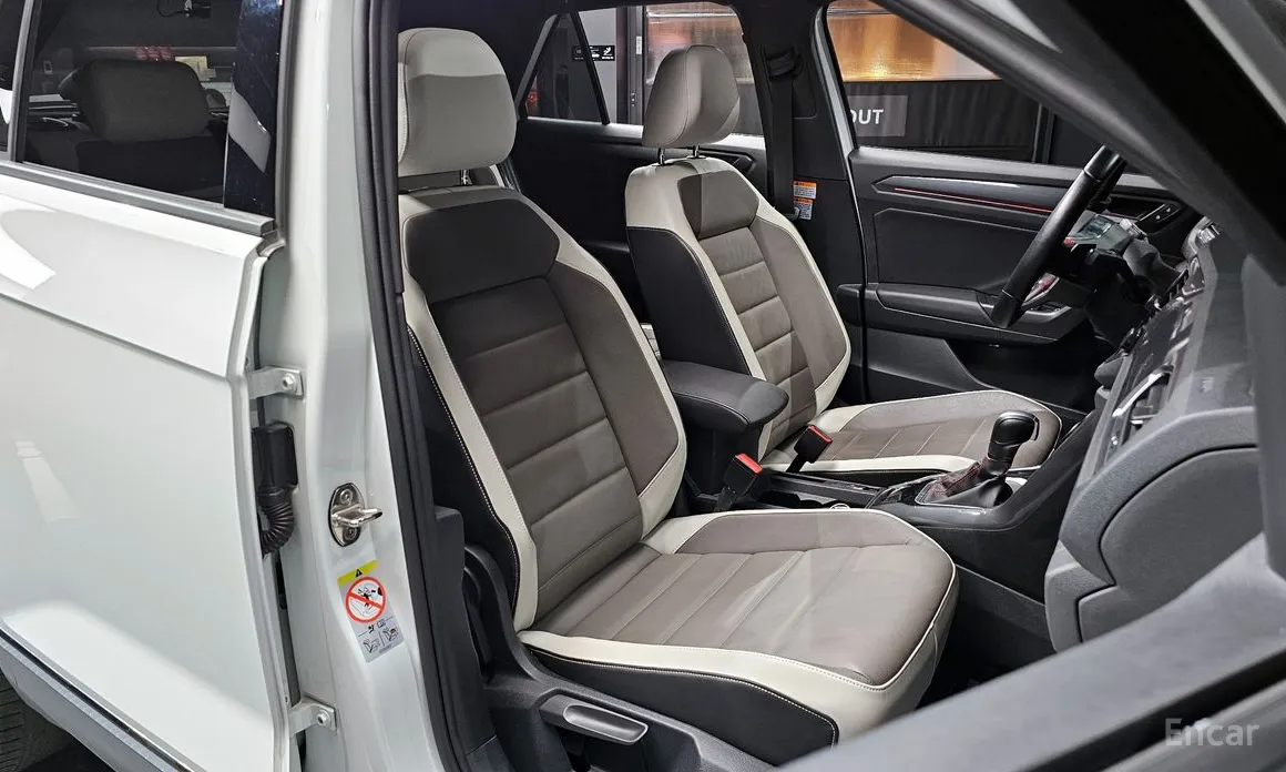 Фото 10 - Volkswagen T-Roc