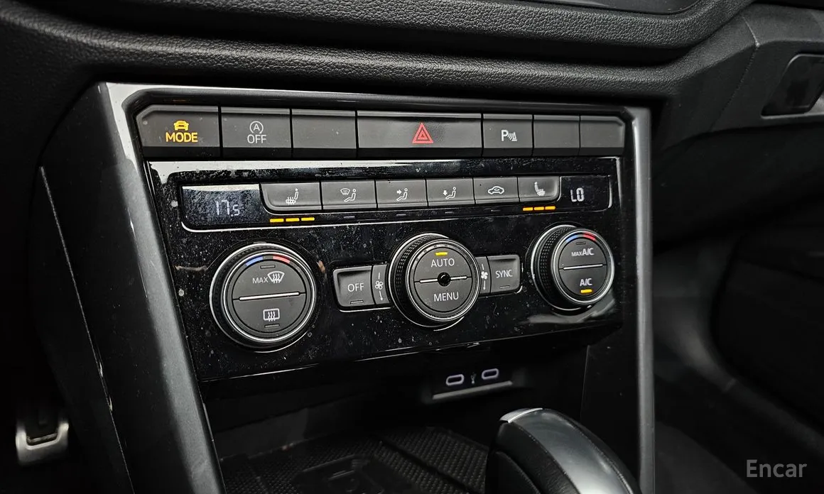 Фото 18 - Volkswagen T-Roc