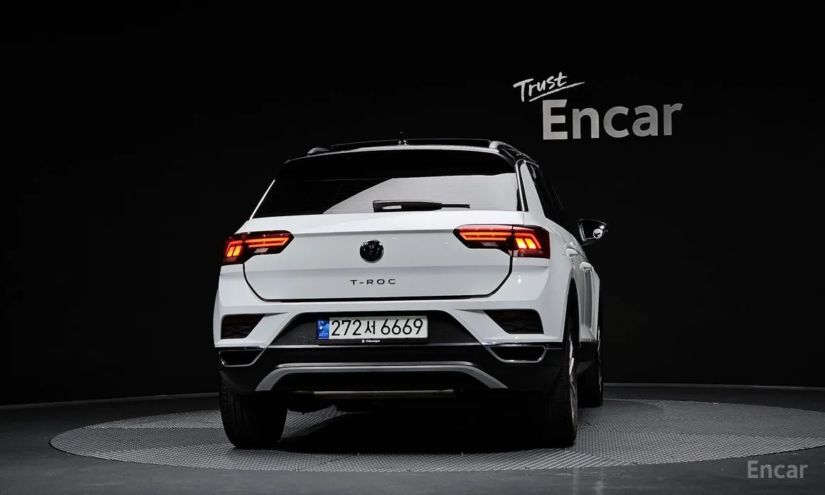 Фото 4 - Volkswagen T-Roc