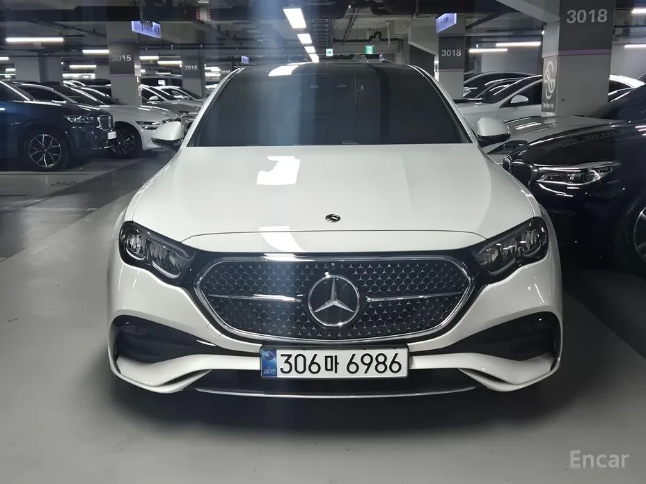 Фото 1 - Mercedes-Benz E-Class