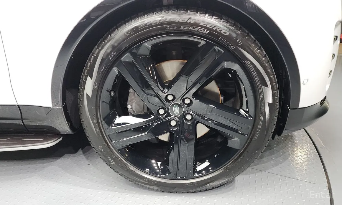 Фото 5 - Land Rover Discovery