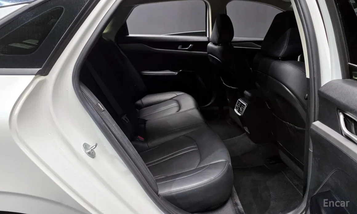 Фото 12 - Kia K5