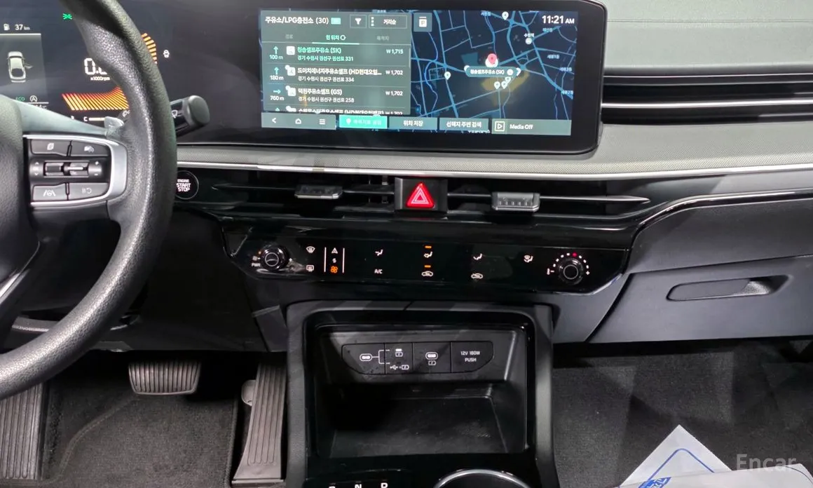 Фото 14 - Kia K5