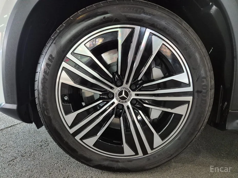 Фото 5 - Mercedes-Benz EQS