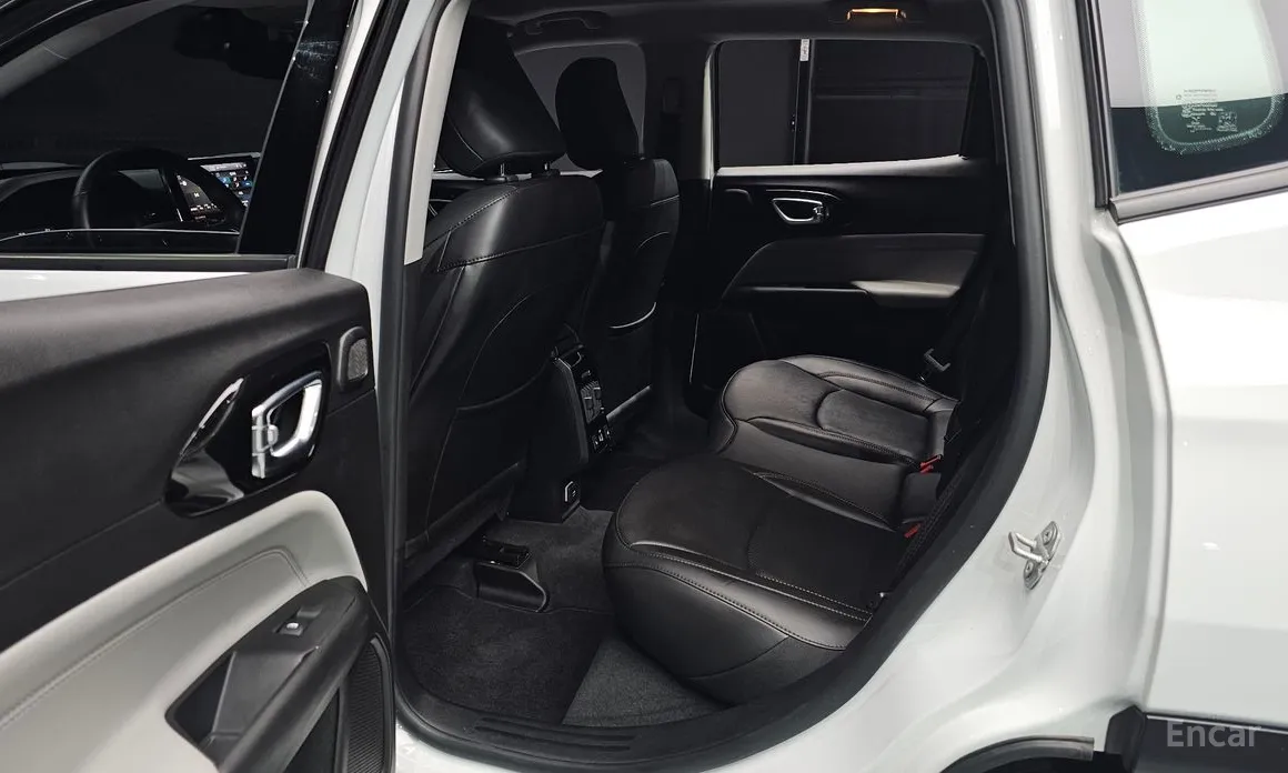 Фото 12 - Jeep Compass