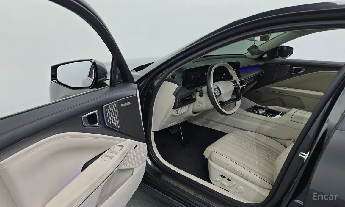 Фото 10 - Kia K8