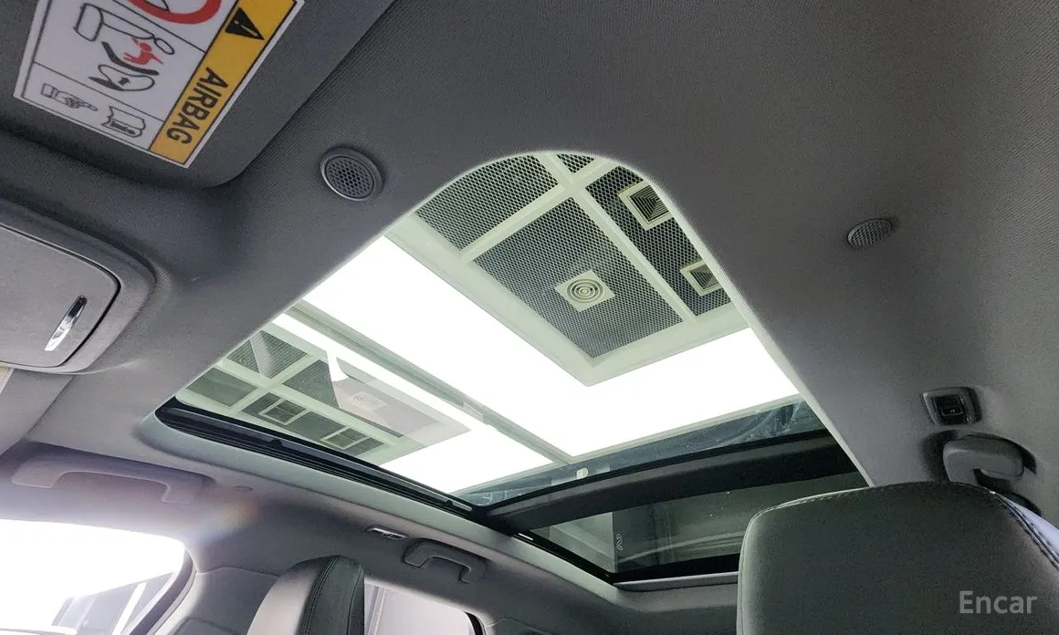 Фото 18 - Lincoln Corsair