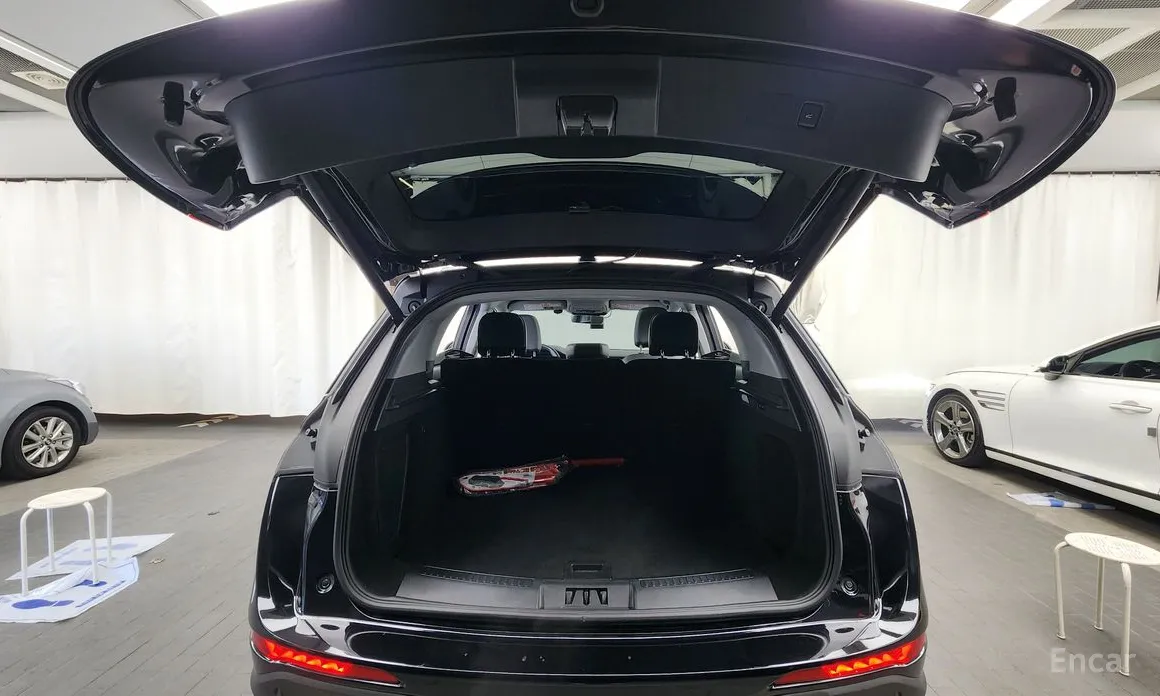 Фото 20 - Lincoln Corsair