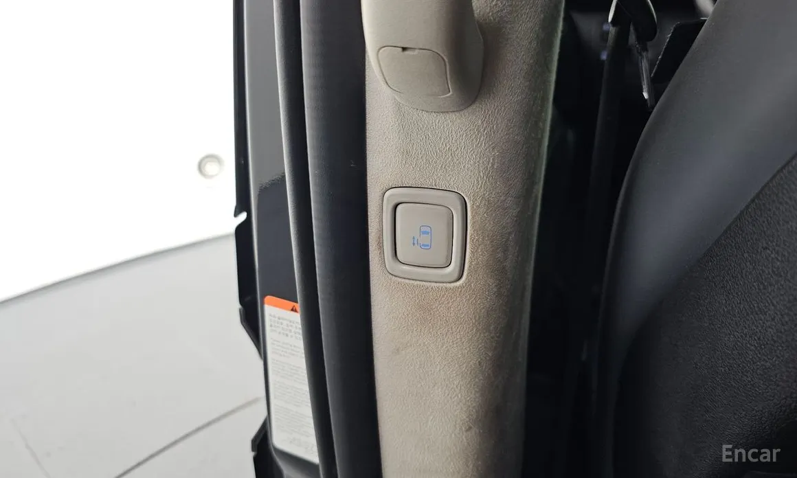 Фото 18 - Hyundai Staria