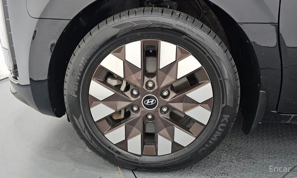 Фото 5 - Hyundai Staria