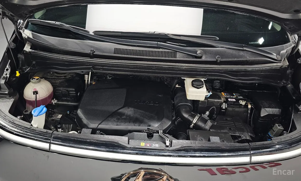 Фото 6 - Hyundai Staria