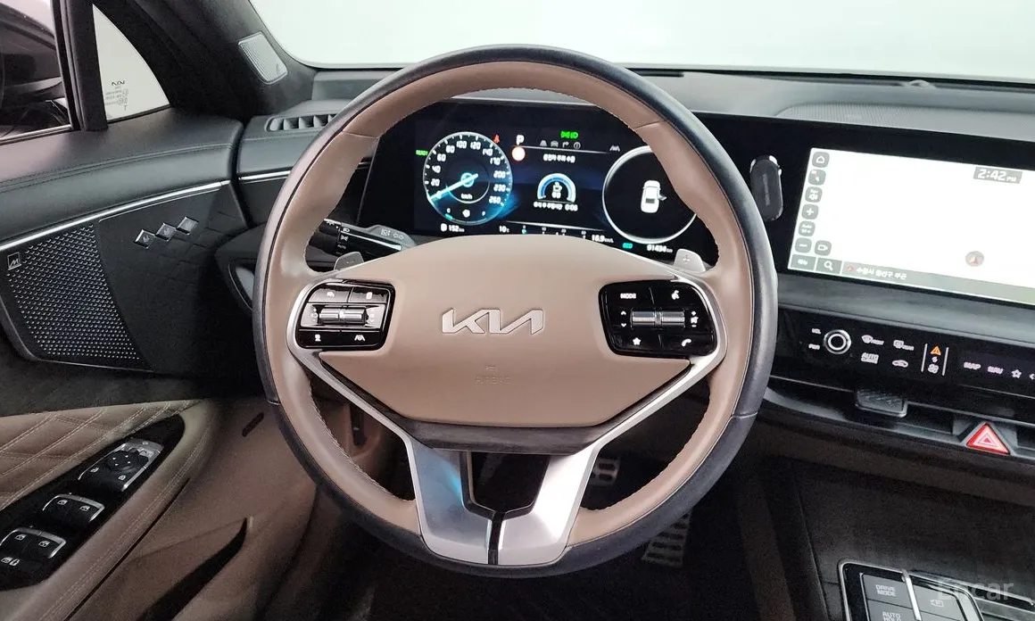 Фото 13 - Kia K8