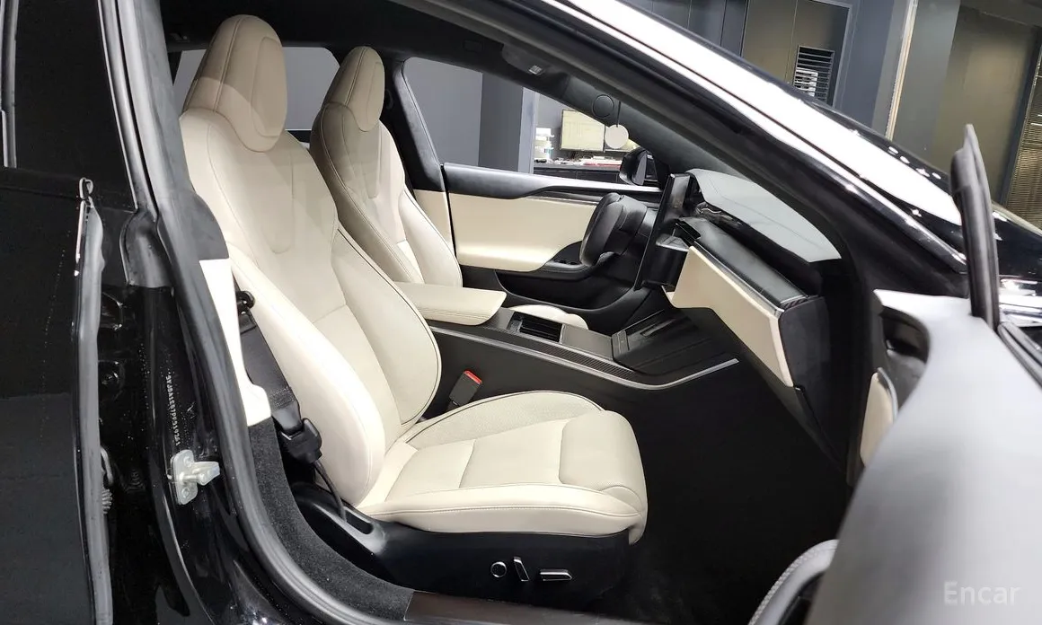 Фото 11 - Tesla Model S