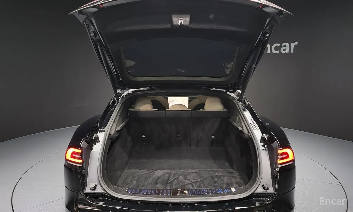 Фото 20 - Tesla Model S