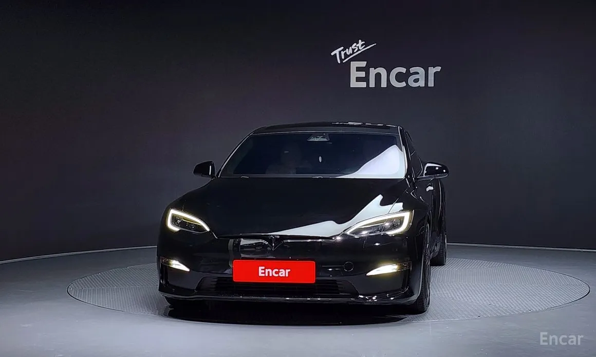 Фото 3 - Tesla Model S