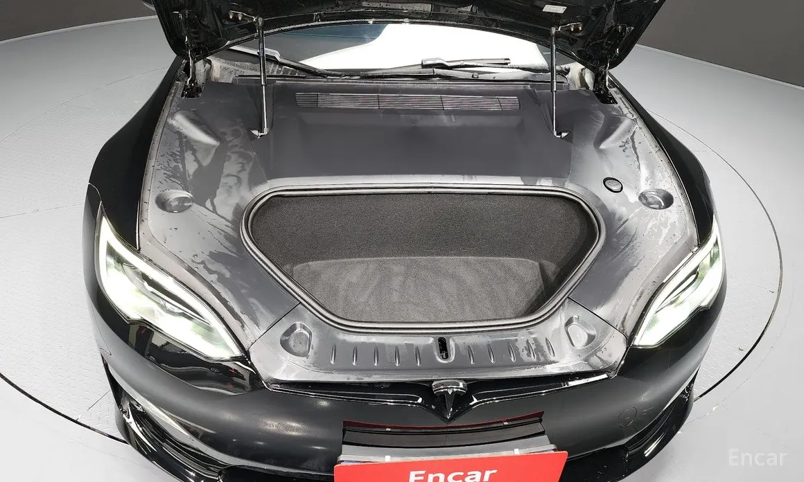 Фото 6 - Tesla Model S