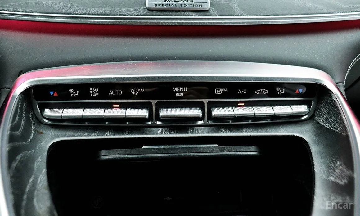 Фото 15 - Mercedes-Benz AMG GT