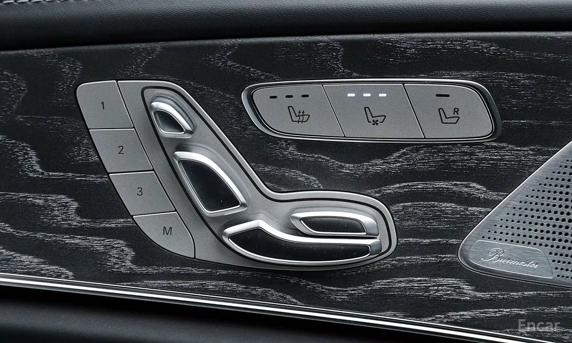 Фото 17 - Mercedes-Benz AMG GT