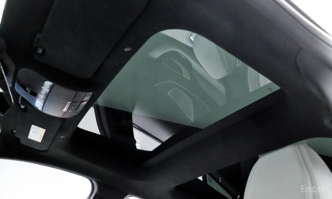 Фото 19 - Mercedes-Benz AMG GT