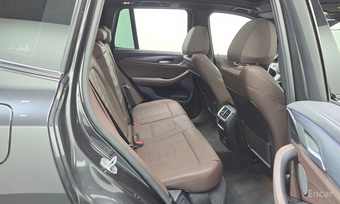 Фото 12 - BMW iX3