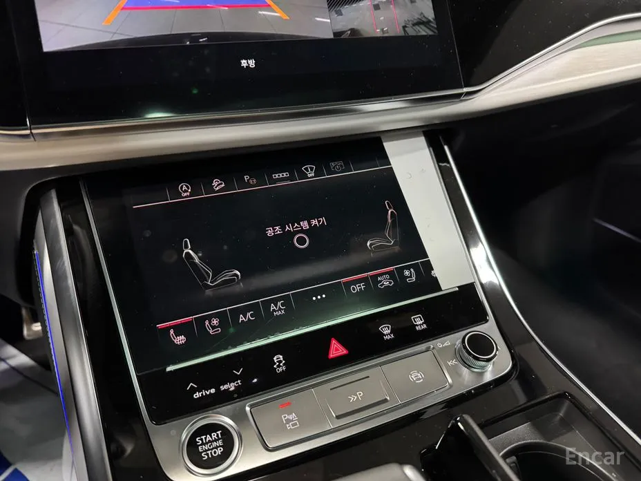 Фото 9 - Audi Q8