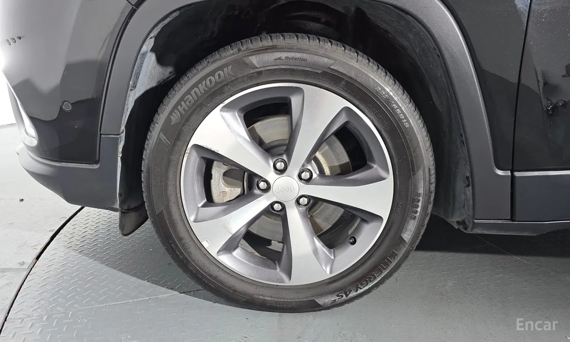 Фото 5 - Jeep Cherokee