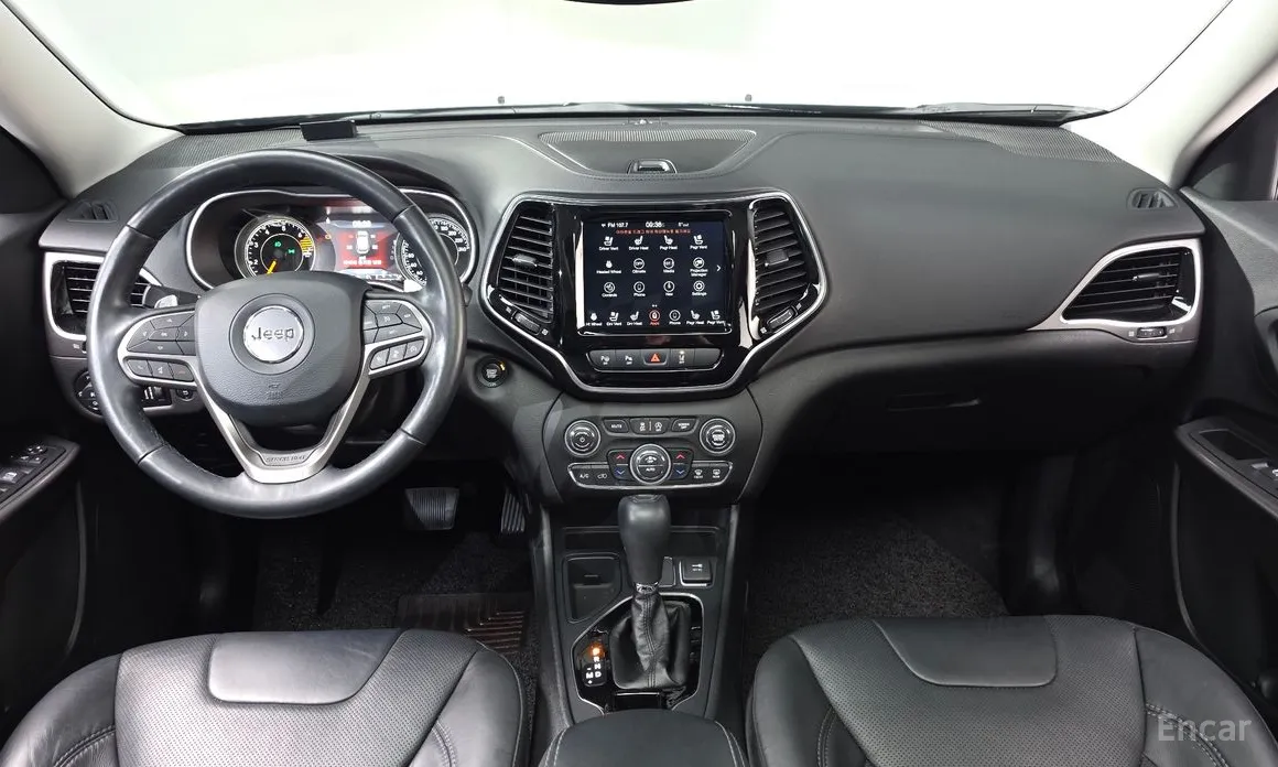 Фото 7 - Jeep Cherokee