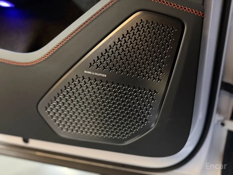 Фото 13 - Lamborghini Urus