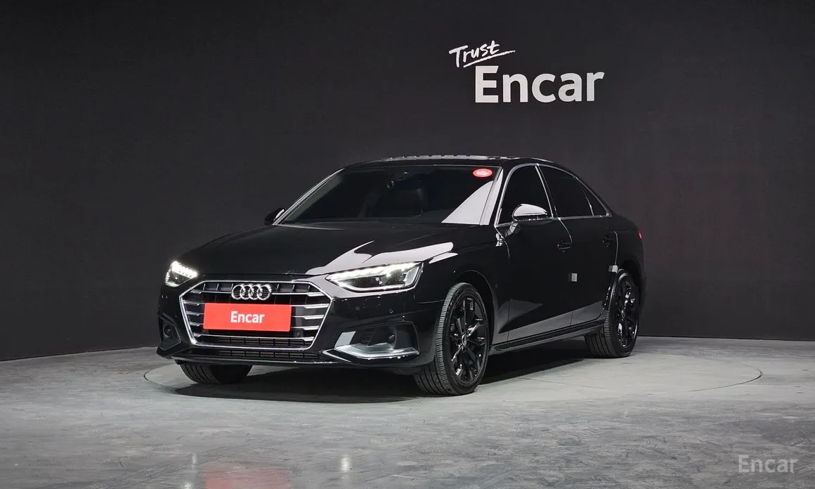 Фото 1 - Audi A4